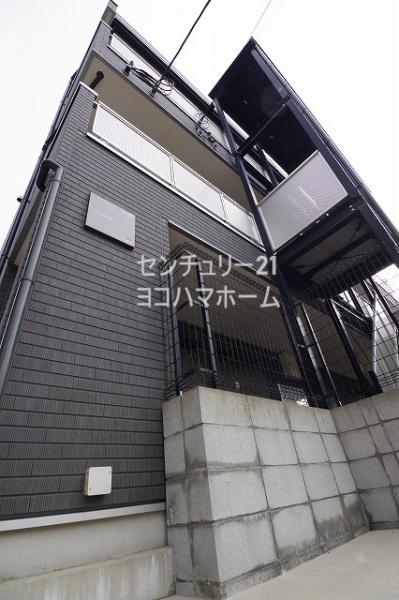 リブリ・西谷駅前