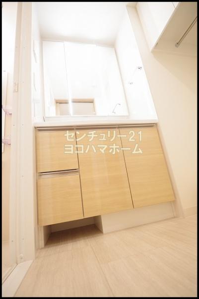 横浜関内プラッツ