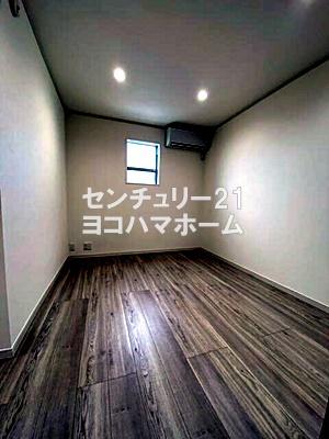 ラメール生麦A棟