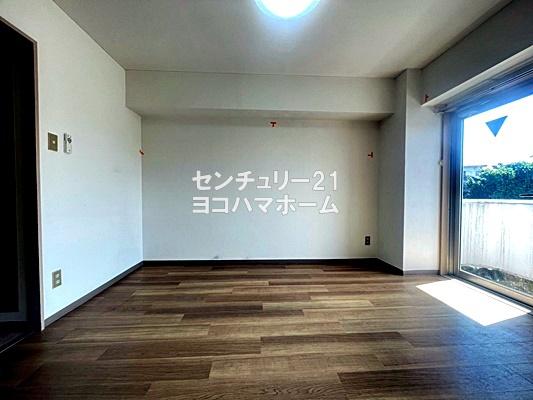 KJメゾン岸根公園