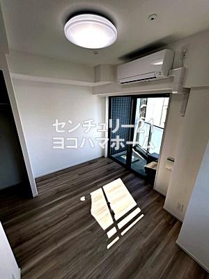 AZEST関内