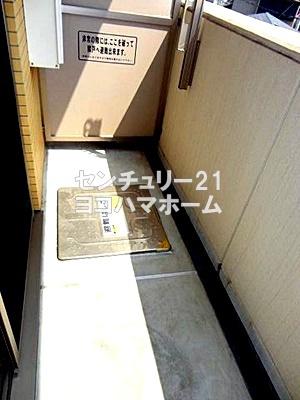 ティーリーフ横浜レジーナ