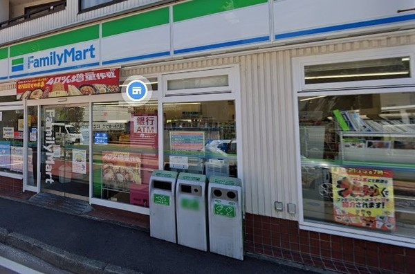 ハイム花咲町(ファミリーマート)