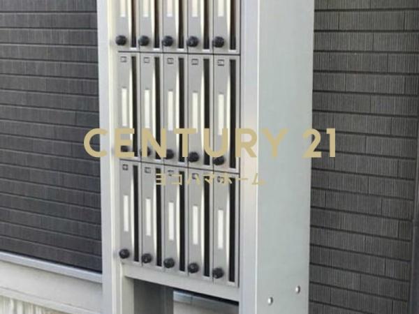 リブリ・西谷駅前