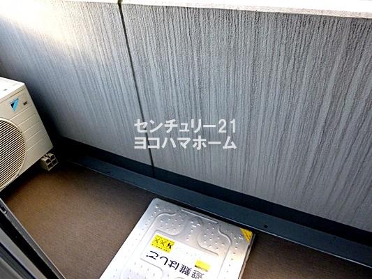 HY'sYOKOHAMALIGARE