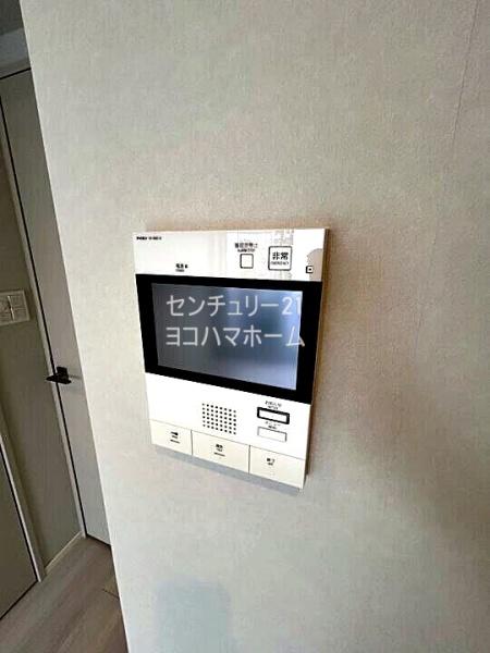 Log横浜駅東