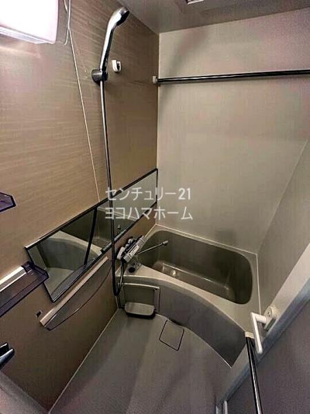 Log横浜駅東