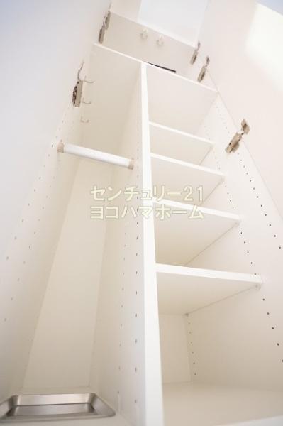 クラリッサ横浜フロード