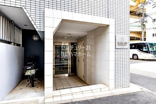 アヴァンツァーレ元町