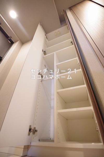 ラティエラ西横浜