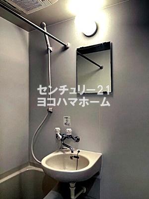 リーヴァレジデンス(洗面台・洗面所)