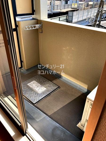 エステムプラザ横濱みなとみらいWEST(バルコニー)
