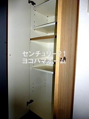 ヴィラコート横浜(収納)