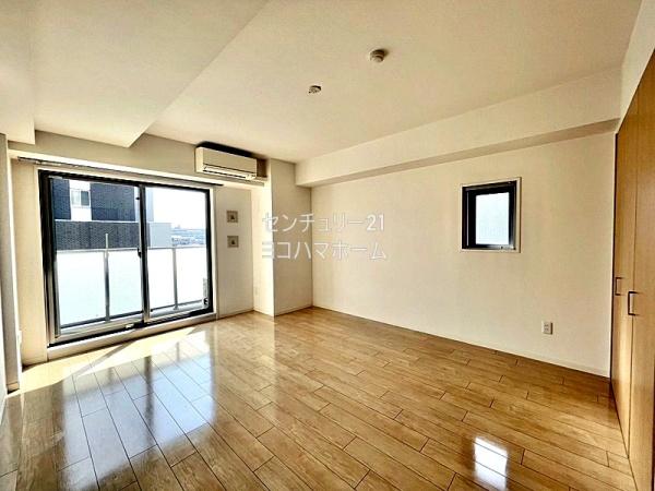 エストゥルースプラス東神奈川