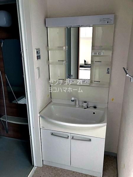 エストゥルースプラス東神奈川