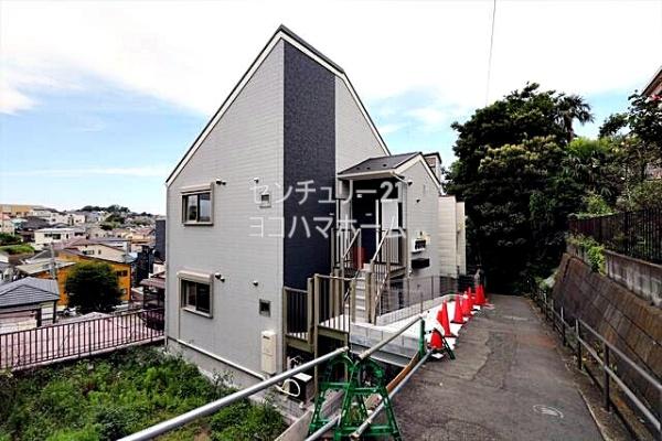 ルクソーレ子安