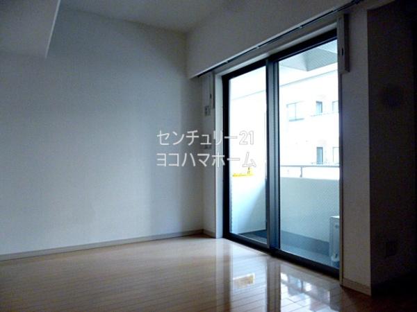 ラヴィーナ横浜