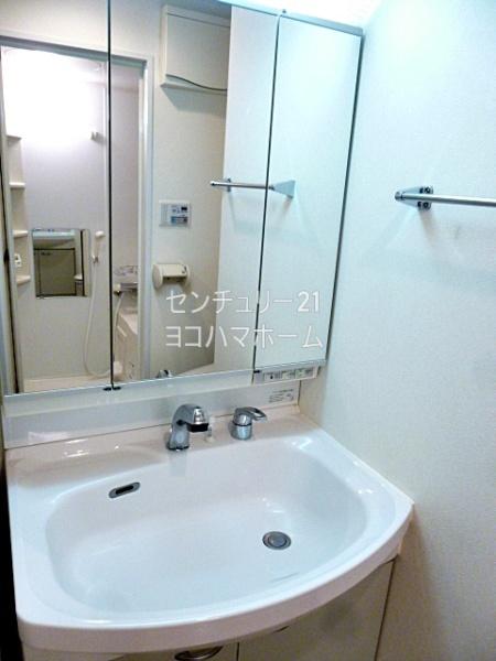 ラヴィーナ横浜