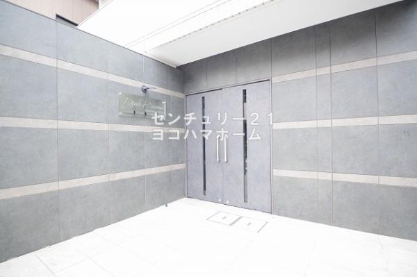 ディアレイシャス横浜WEST