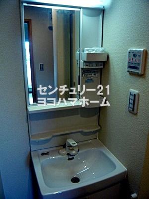 リーヴェルLeco神奈川新町