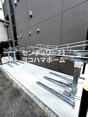 ＬＵＭＥＥＤ横濱末吉町