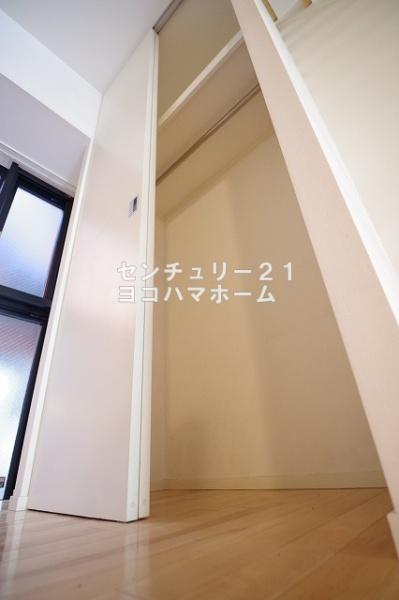 開洋館
