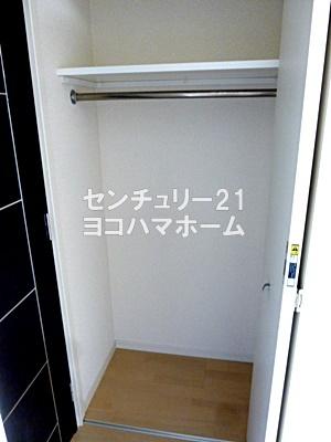 ラ・エテルノ　ヨコハマ　カンナイ
