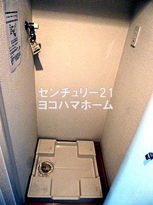ラ・エテルノ　ヨコハマ　カンナイ