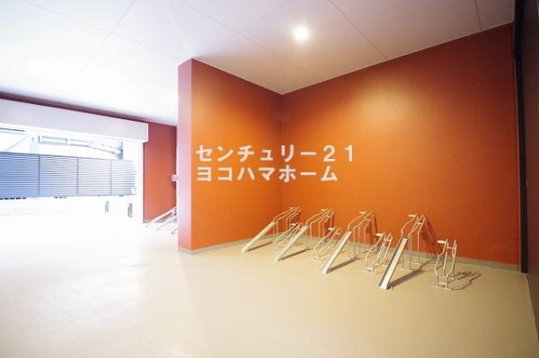 エストゥルース横浜子安