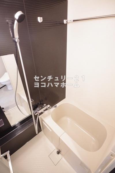 エストゥルース横浜子安