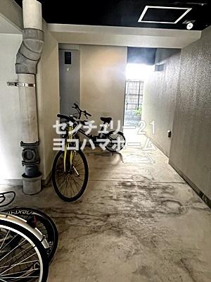 MAXIV横浜大通公園