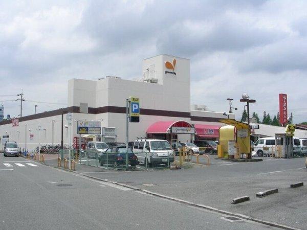 大阪市鶴見区浜３丁目のアパート(グルメシティ鶴見店)