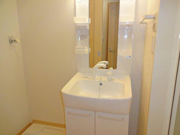 大阪市鶴見区鶴見３丁目のアパート