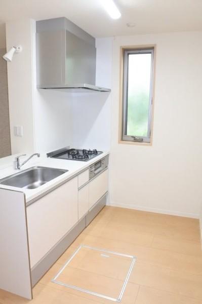 大阪市鶴見区放出東3丁目のアパート(庭)