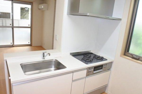 大阪市鶴見区放出東3丁目のアパート(キッチン)