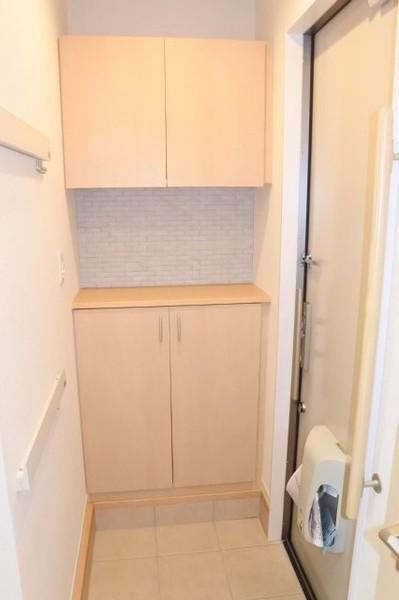 大阪市鶴見区放出東3丁目のアパート(玄関)