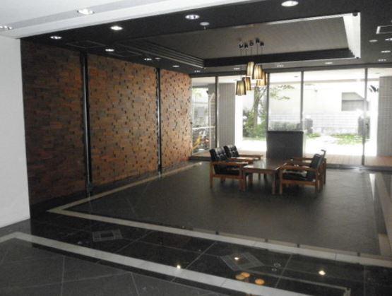 大阪市城東区関目１丁目のマンション