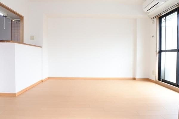 ア・レーズ(リビング)