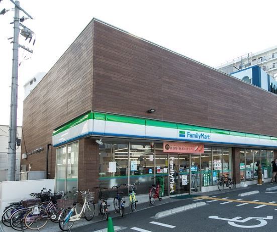 大阪市鶴見区鶴見４丁目のマンション(ファミリーマート城東今福東店)