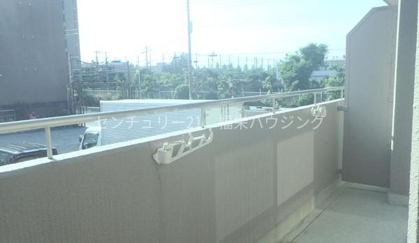 鶴見緑地公園すぐ側の３ＤＫです♪