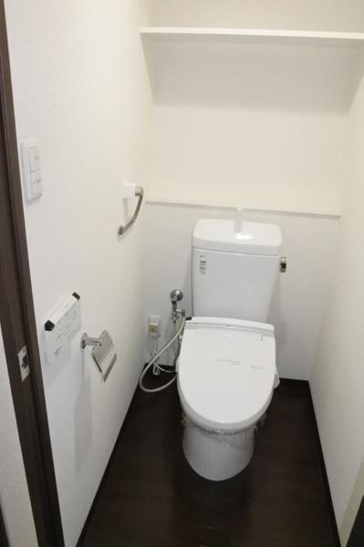 大阪市鶴見区横堤4丁目のマンション(トイレ)