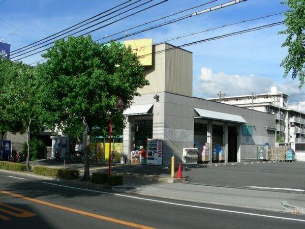 大阪市鶴見区横堤2丁目のアパート(ドラッグストアサーバ鶴見諸口店)