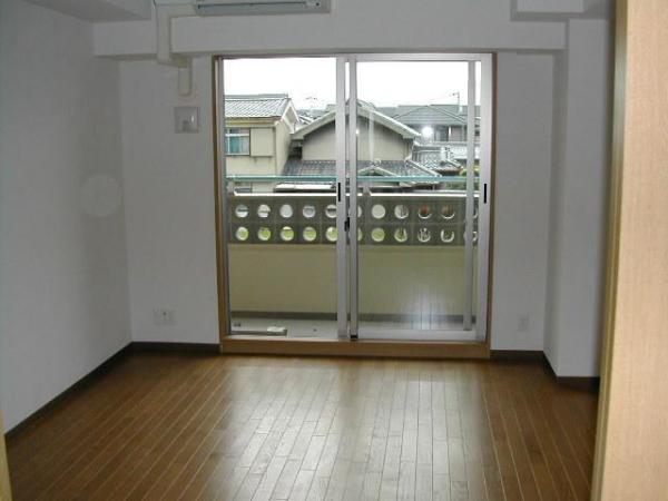 大阪市鶴見区茨田大宮１丁目のマンション