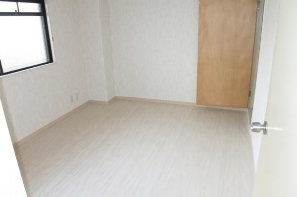 メゾンエスポアール（鶴見区）