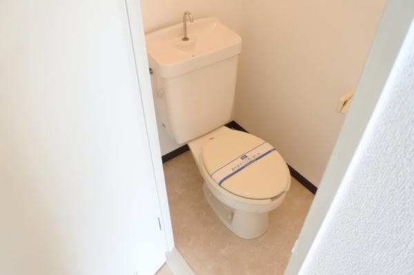 エステート鶴見(トイレ)