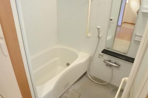 サンメゾン鶴見緑地