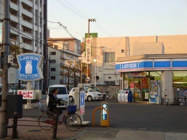 大阪市鶴見区放出東１丁目のアパート(ローソン放出東二丁目店)