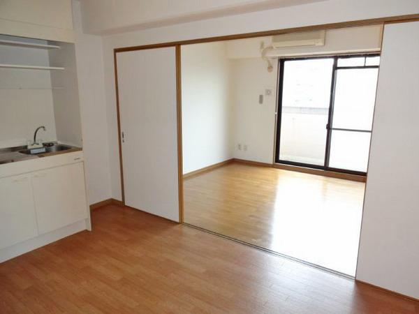 大阪市鶴見区放出東３丁目のマンション