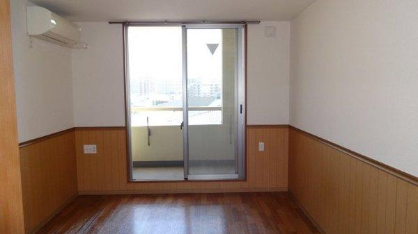 大阪市鶴見区放出東１丁目のマンション