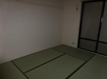スーパー目の前です★サンビレッジ芳崎Ｄ